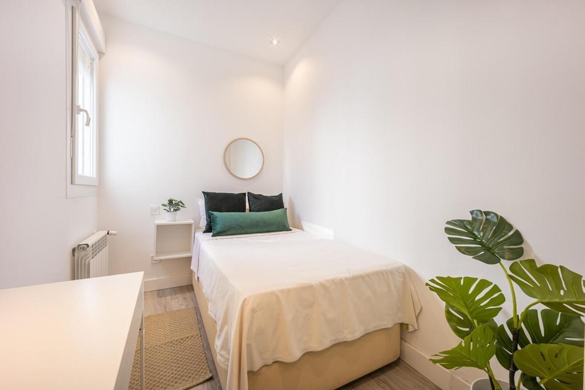 Апартаменты Apartamento Con Vistas En Lavapies Мадрид Экстерьер фото